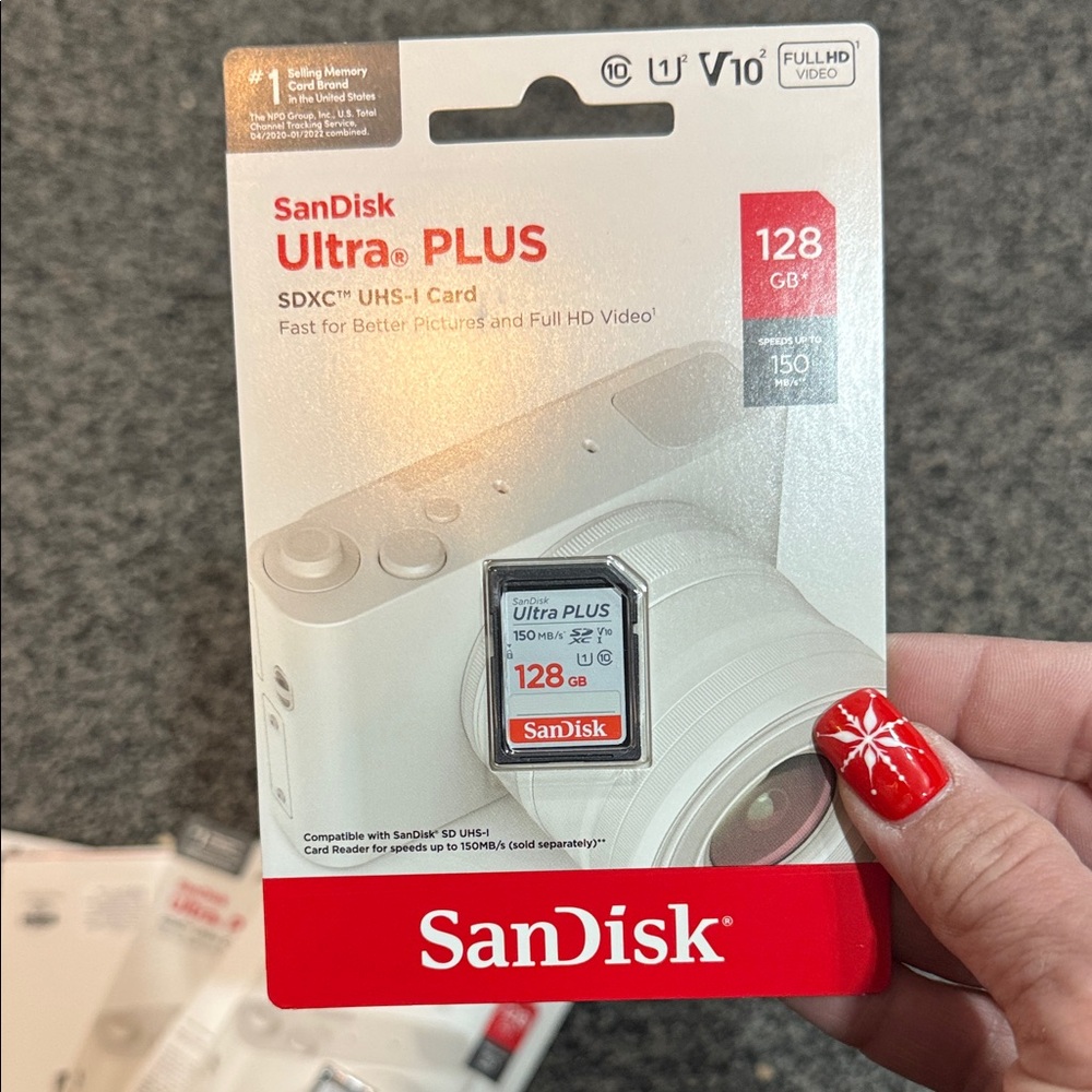 SanDisk Ultra PLUS 128GB SDXC UHS-I Card - Black and Red